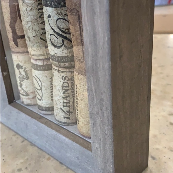 🥂Gifted Tiny House  Authentic Wine Cork frame Decor 🥂 - Picture 7 of 8